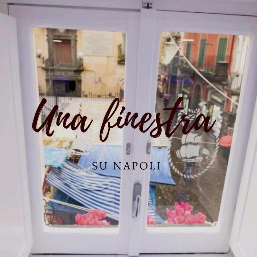 A Fenestrella E San Gregorio Armeno Apartment Naples Luaran gambar
